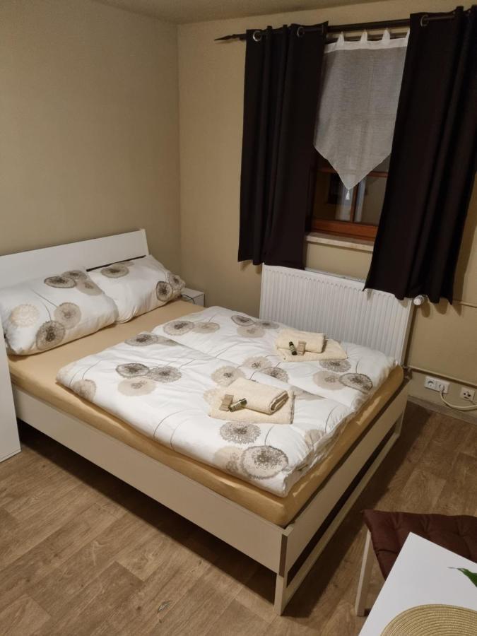 Pension Torgau Bagian luar foto